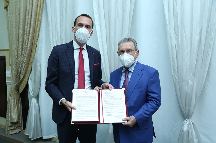 AMEA ilə İtaliyanın Xarici İşlər və Beynəlxalq Əməkdaşlıq Nazirliyi arasında əməkdaşlıq sənədi imzalanıb